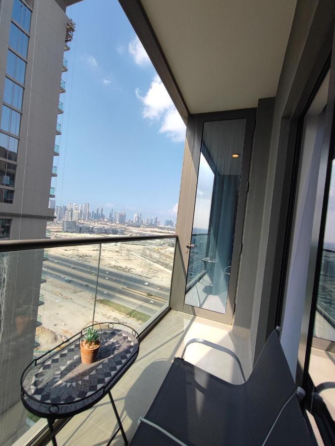 Beautiful 2 Bedroom Next To Business Bay - Sobha Creek Vista Dubai Exteriör bild