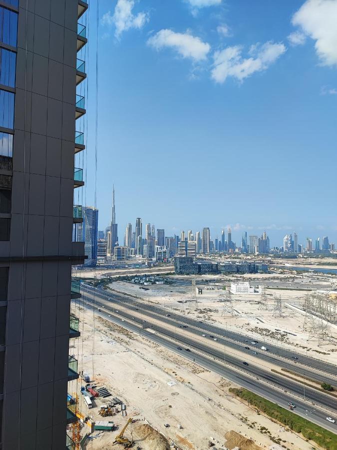 Beautiful 2 Bedroom Next To Business Bay - Sobha Creek Vista Dubai Exteriör bild