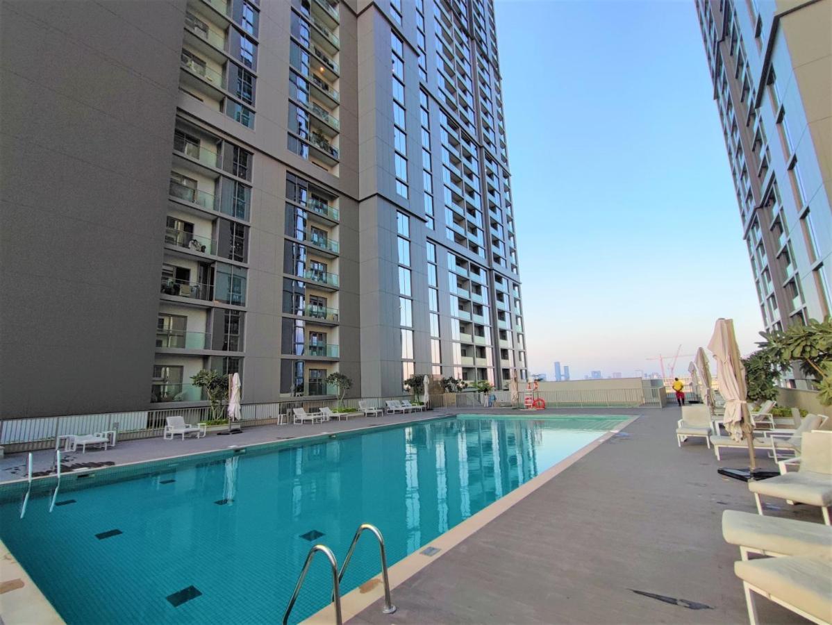 Beautiful 2 Bedroom Next To Business Bay - Sobha Creek Vista Dubai Exteriör bild