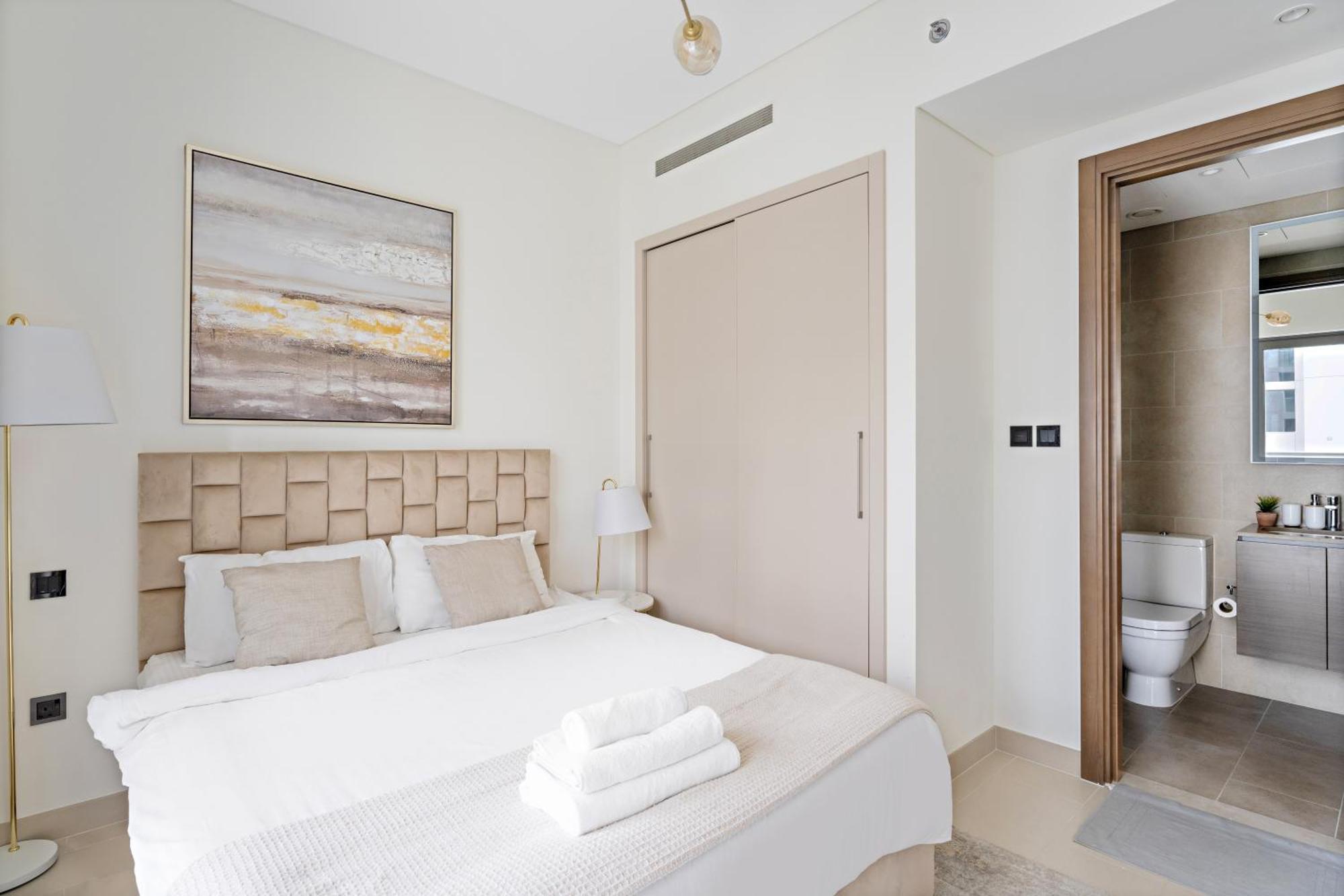 Beautiful 2 Bedroom Next To Business Bay - Sobha Creek Vista Dubai Exteriör bild