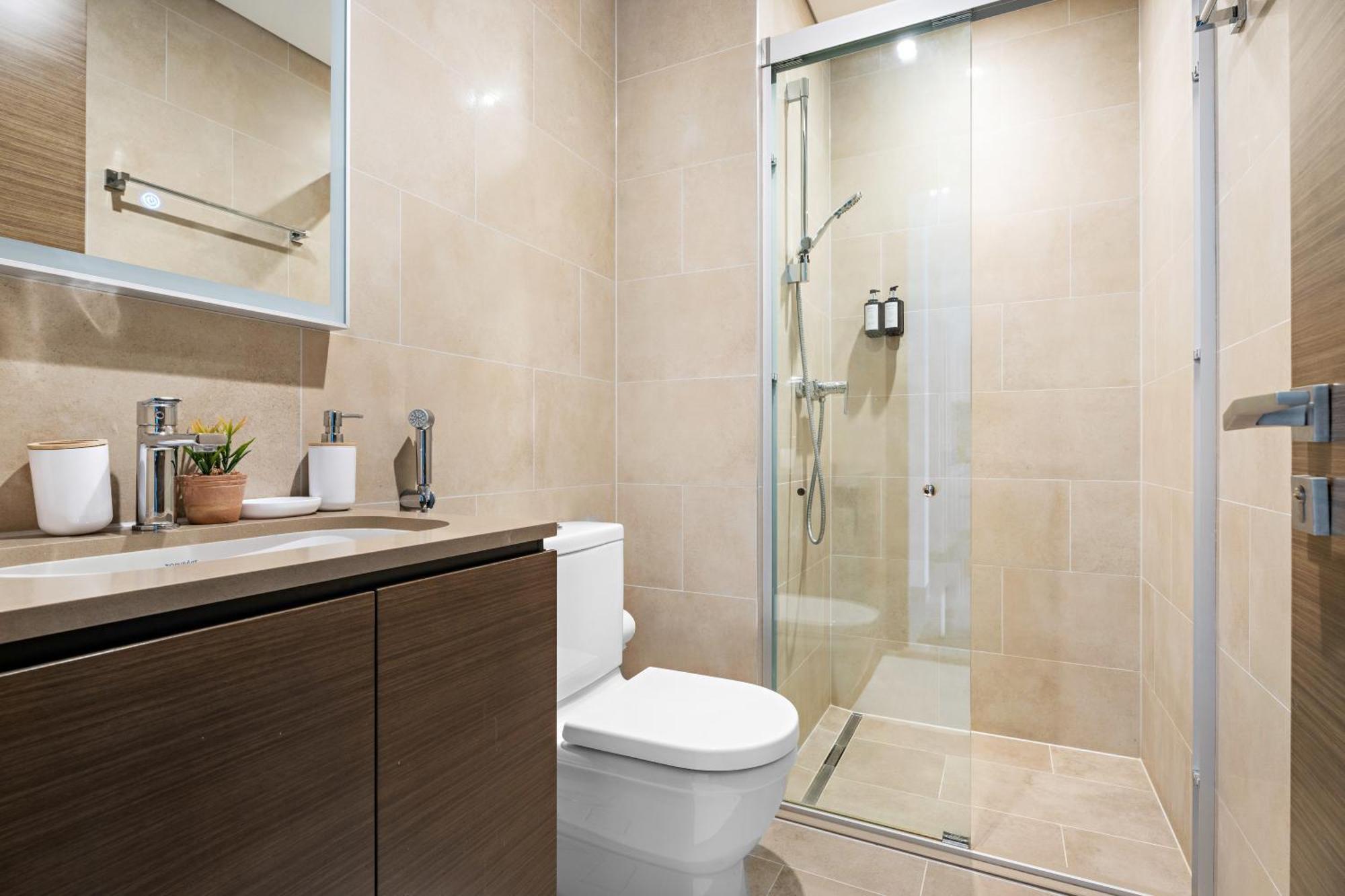 Beautiful 2 Bedroom Next To Business Bay - Sobha Creek Vista Dubai Exteriör bild